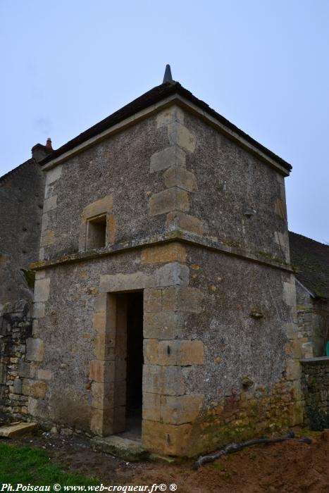 Pigeonnier de Châteauneuf Val de Bargis