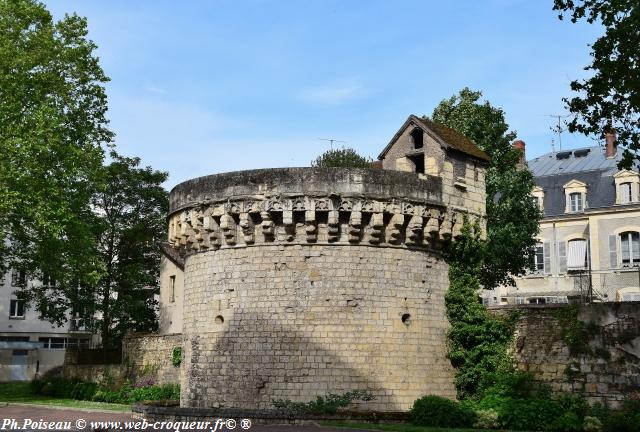 Nevers la Tour Saint Éloi