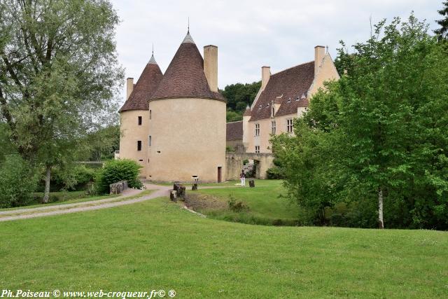 Château de Corbelin les Jardins