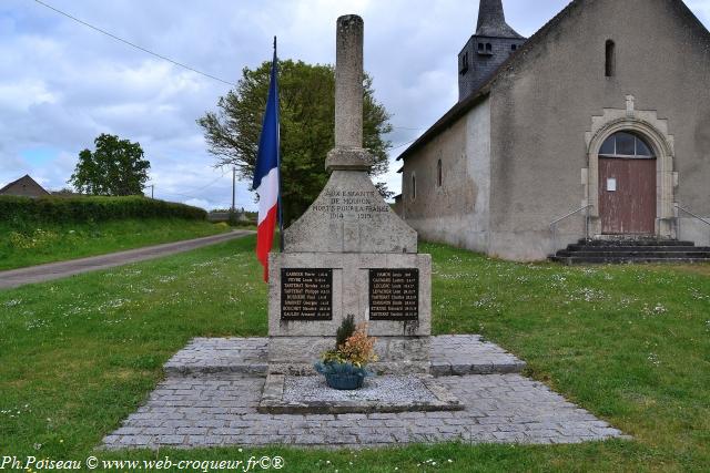 Monument aux Morts Mouron sur Yonne