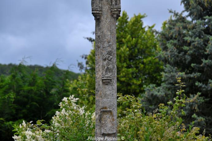 Croix du centre de Bazoches