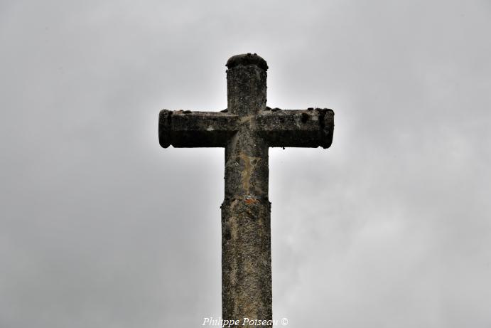 Croix du centre de Bazoches