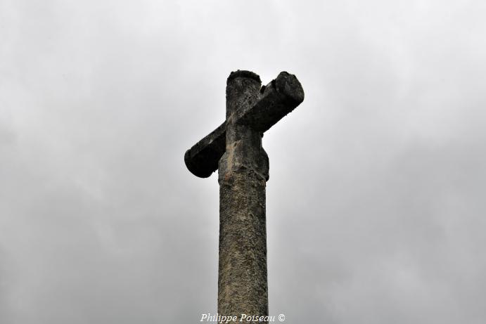 Croix du centre de Bazoches