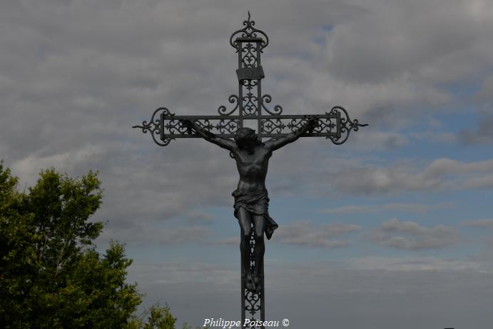 Croix du cimetière de Dompierre-sur-Héry