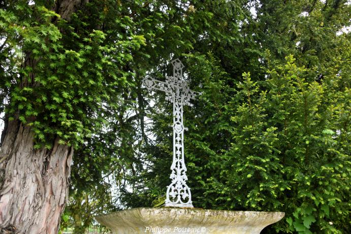 Croix du cimetière de Livry 2024_3012