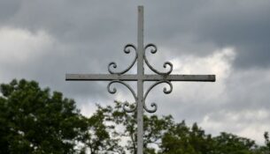 Croix du Cimetière de Ménestreau