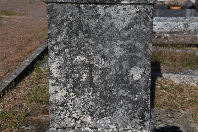 Croix du cimetière de Saint Agnan