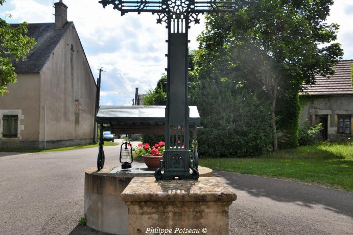 Croix du puits de Moussy