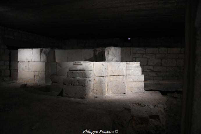 Crypte archéologique de la cathédrale de Nevers