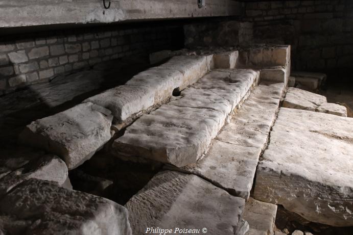 Crypte archéologique de la cathédrale de Nevers