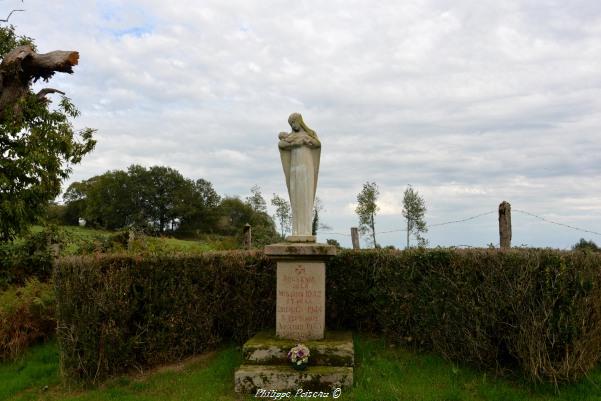 Calvaire de la Vierge à Foulquière Nièvre Passion