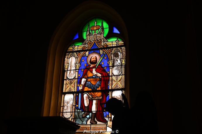 Intérieur de l'église de Dornes