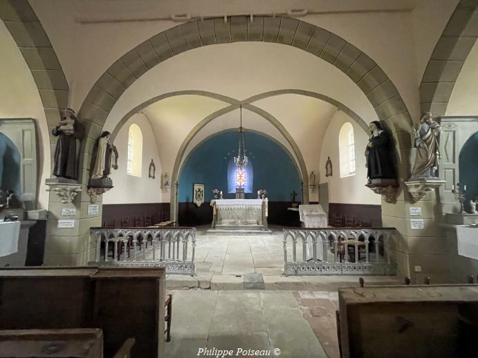 Intérieur de l'église de Moussy