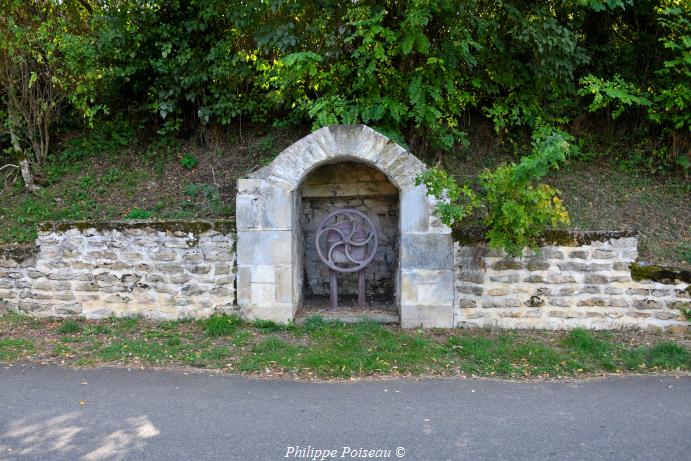 Fontaine de Satinges