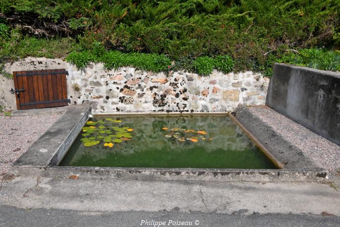 Lavoir de "Le Mont"