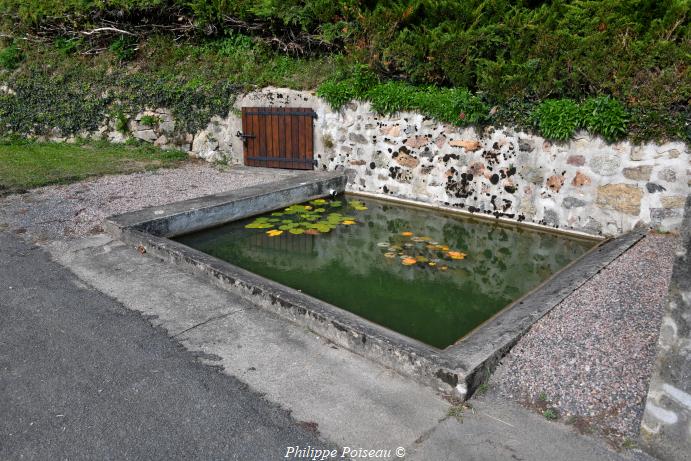 Lavoir de "Le Mont"