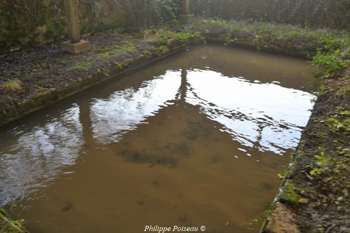 Lavoir de Saxi-Bourdon