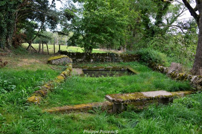 Lavoir des "Ouches Colas"