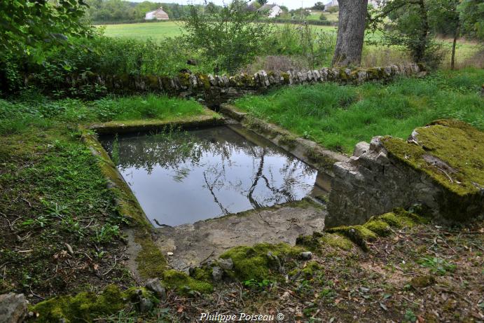 Lavoir des "Ouches Colas"