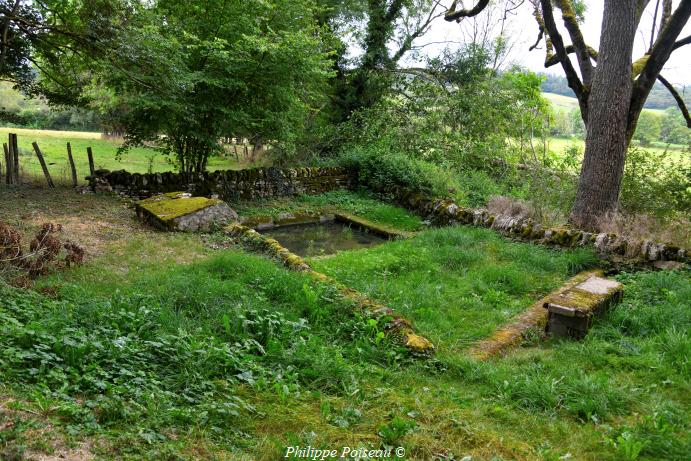 Lavoir des "Ouches Colas"