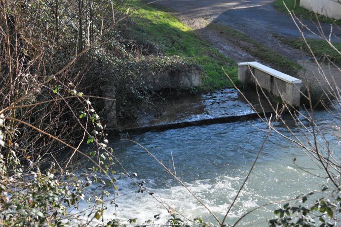 Lavoir du Gué d'Heuillon