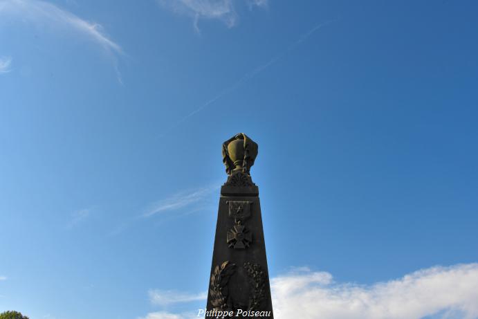 Monument aux morts de Chaulgnes