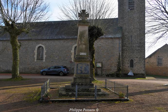 Monument aux morts de Saxi-Bourdon