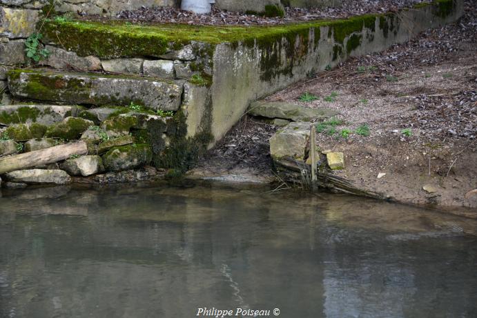 Petit lavoir de Courcelles