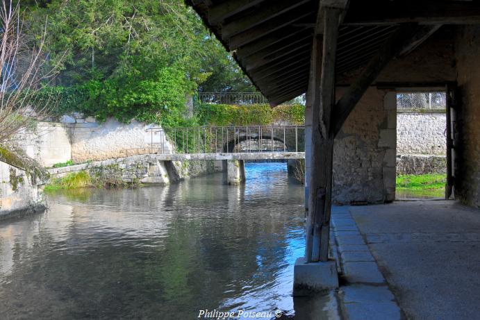 Pont du tacot d'Entrain sur Nohain