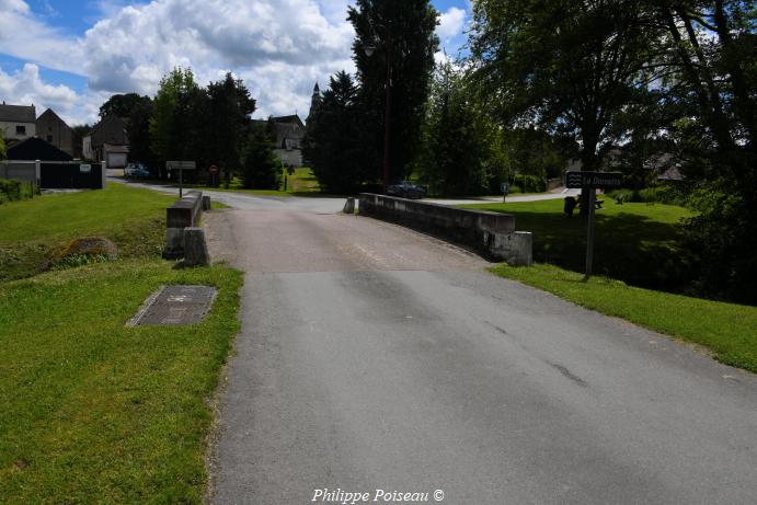 Pont de Dornes et son lavoir un patrimoine