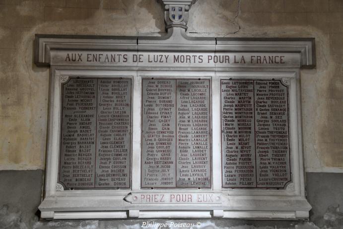 Monument aux Morts de Luzy