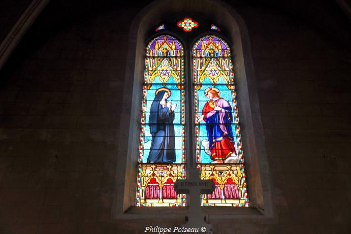 Intérieur de l'église de Luzy