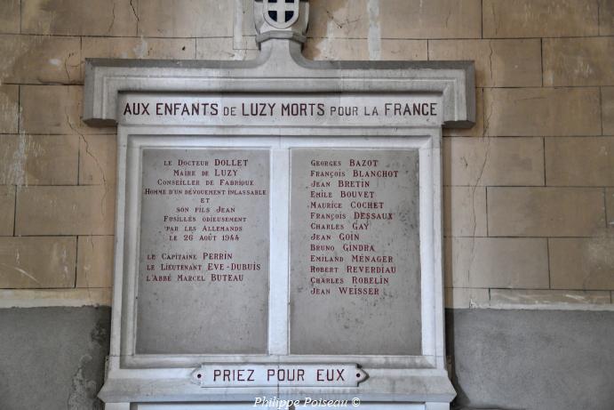 Monument aux Morts de Luzy