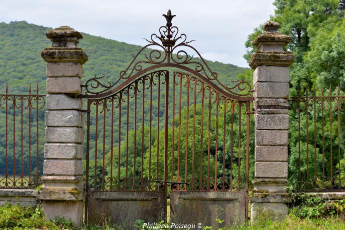 Grille d'honneur de l'ancien prieuré de Vannoise