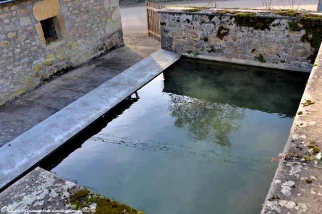 Lavoir de Pouques Lormes