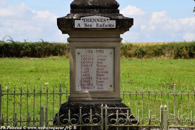 Monument aux Morts de Diennes-Aubigny Nièvre Passion