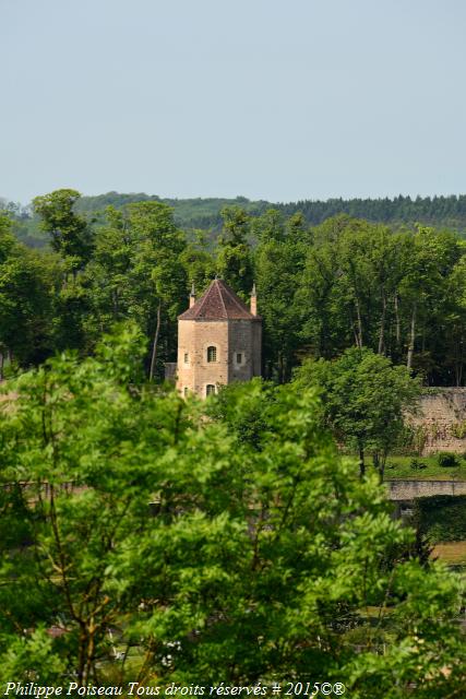 Tour Saint-Louis de Montbard un beau patrimoine